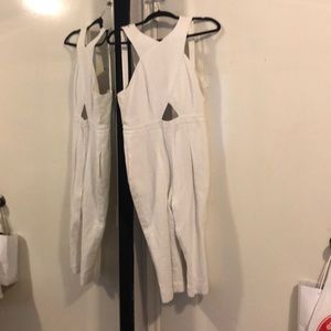 BCBG MAXAZRIA JUMPSUIT WHITE